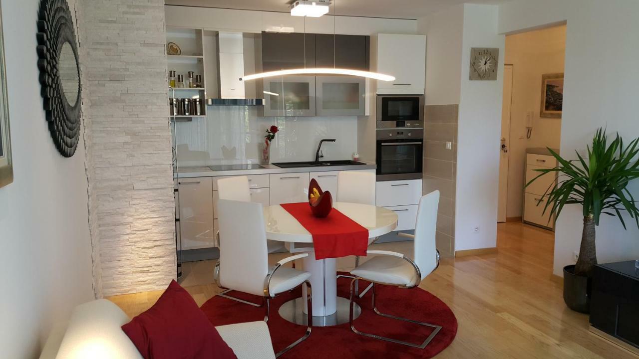 Luxury Apartment Спліт Екстер'єр фото