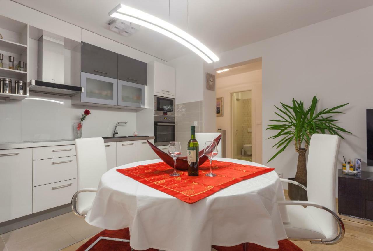 Luxury Apartment Спліт Екстер'єр фото